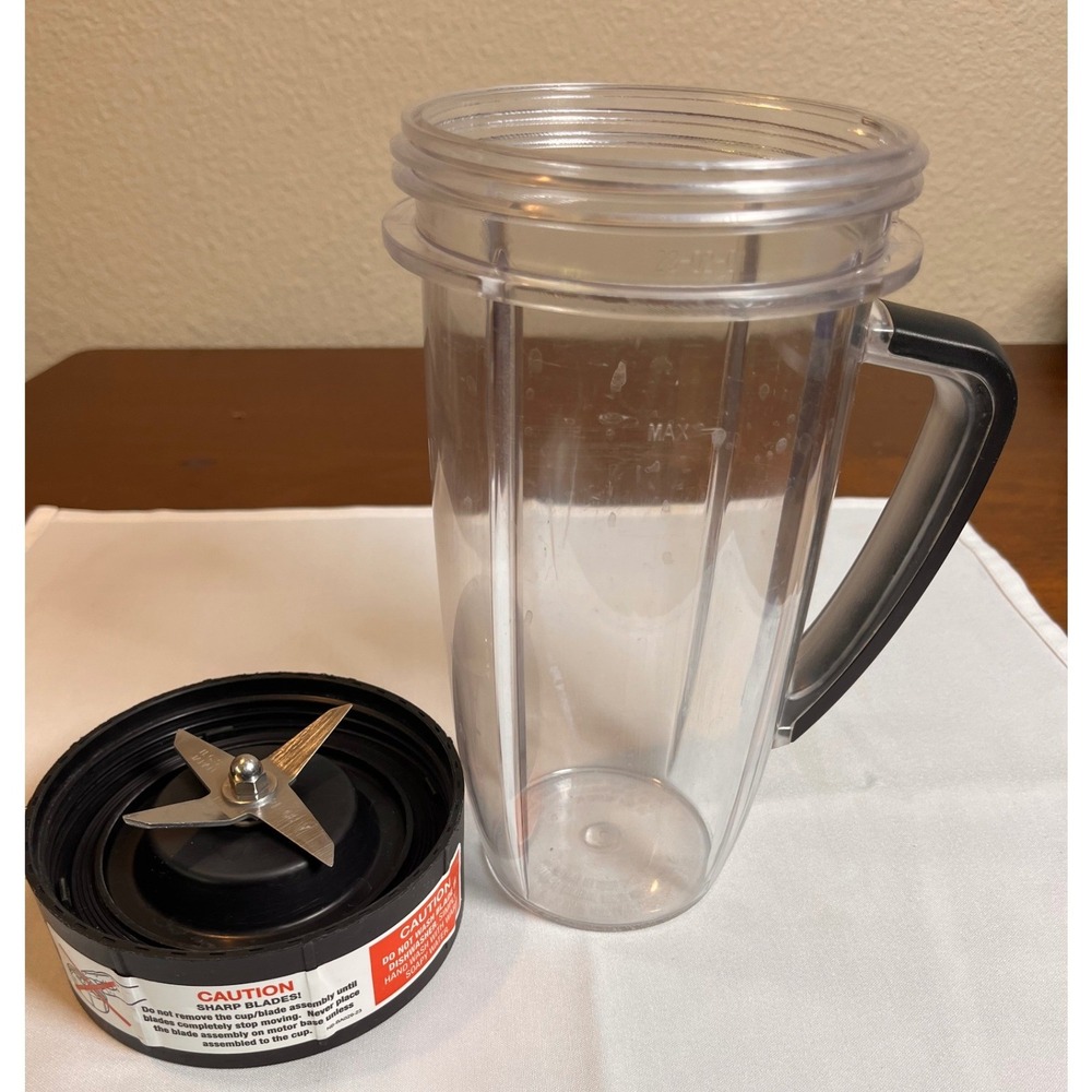 NutriBullet OEM 48 oz (1.5 Qt) Handled Cup & Extractor Blade Replacement - Picture 2 of 13